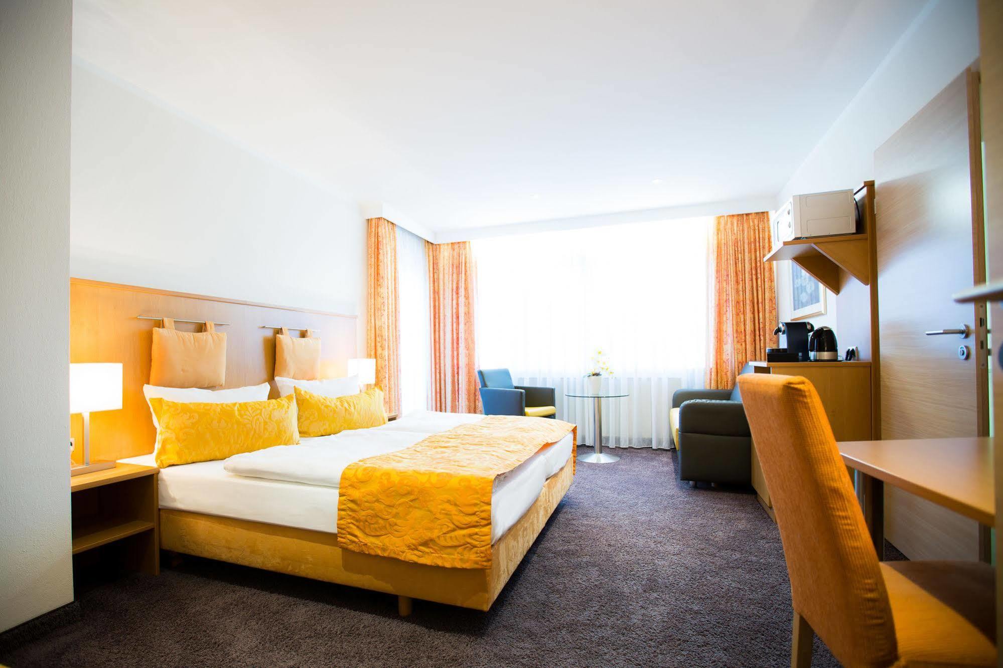 Hotel & Living Am Wartturm - Hotel & Apartments Speyer Luaran gambar
